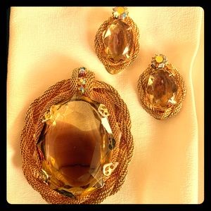 Vintage jewelry